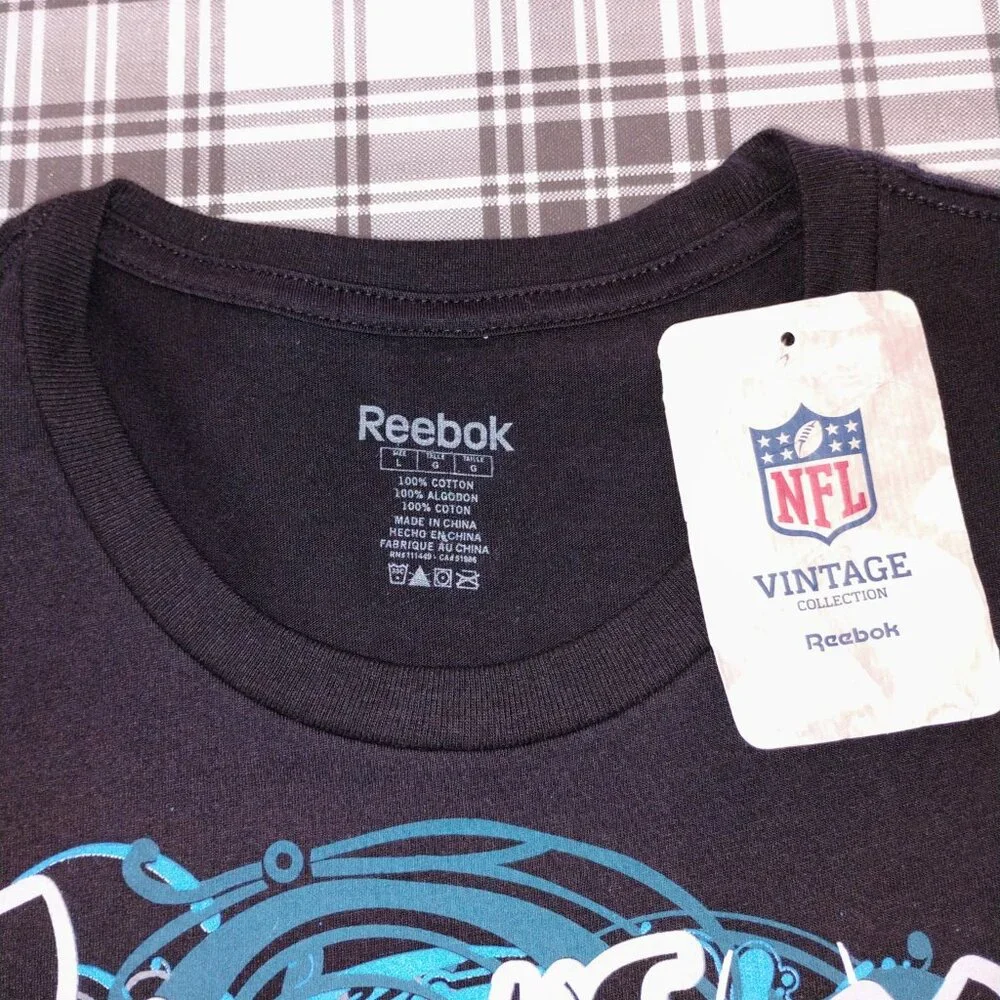 Carolina Panthers Women's Reebok Black Graphic T-Shirt Large New - Picture 2 of 6